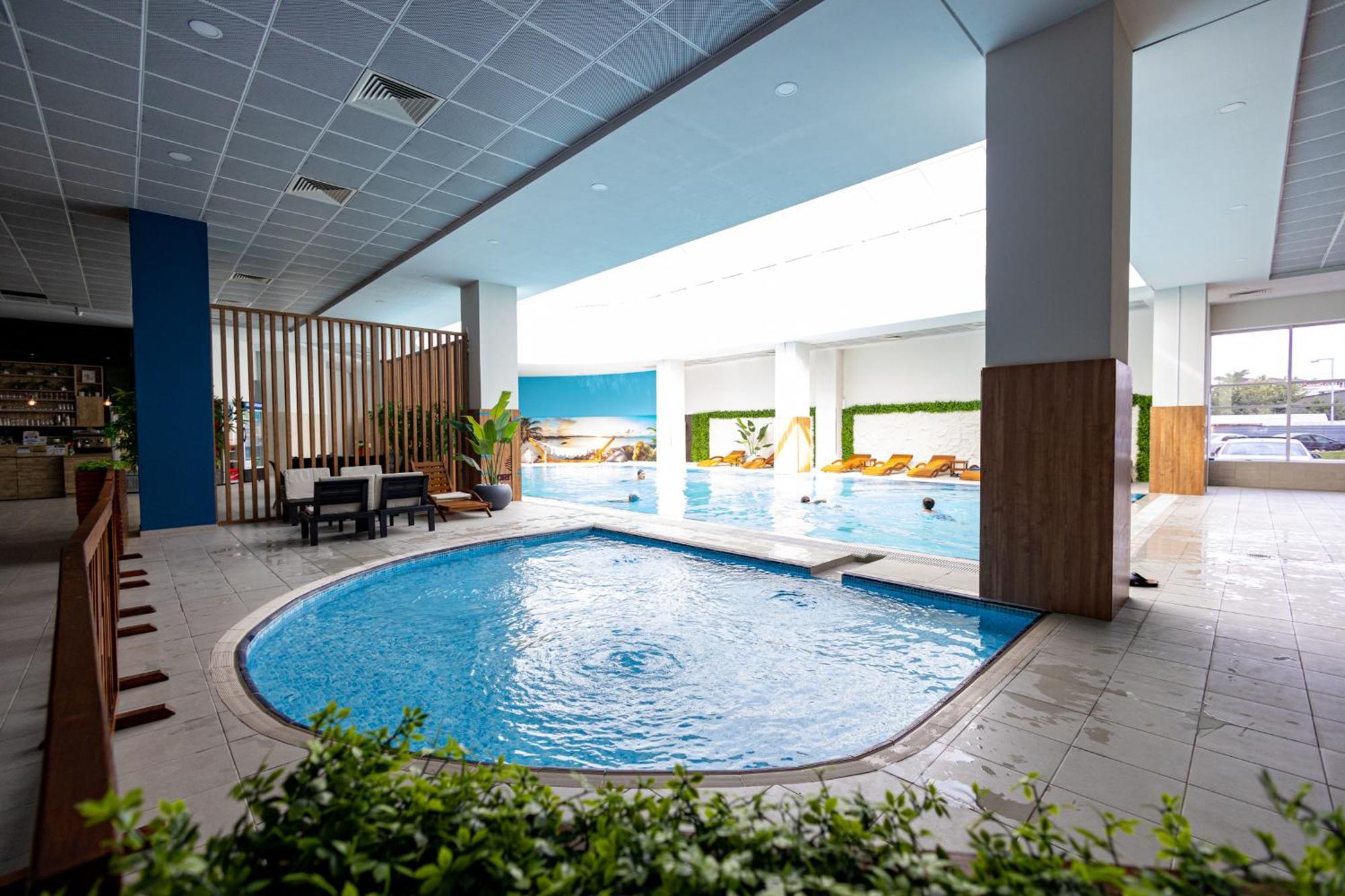 19Th & 18Th Floor Secure Apartments With Pool & Fitness & Parking Included In Price Skopie Exterior foto